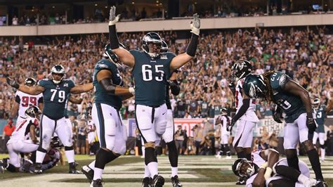 Naked pictures of the Eagles’ offensive line are now available to you